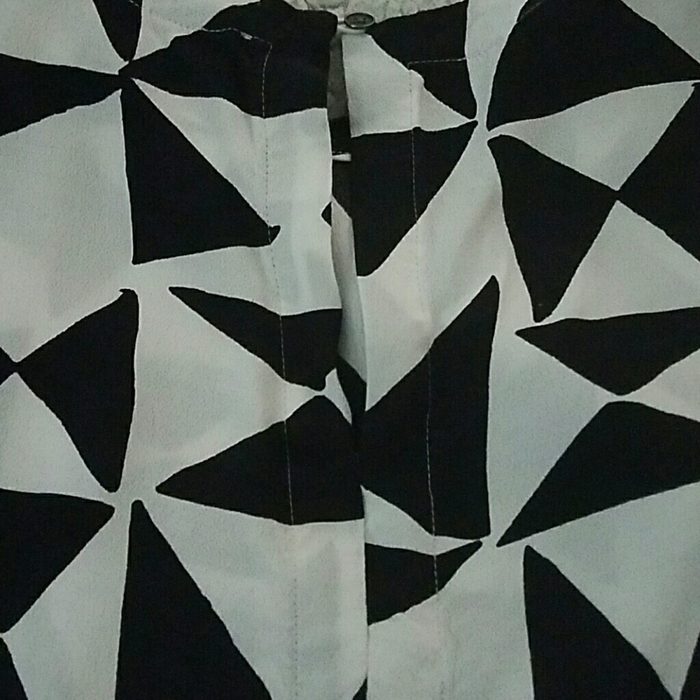 shirt - Picture 3 of 3