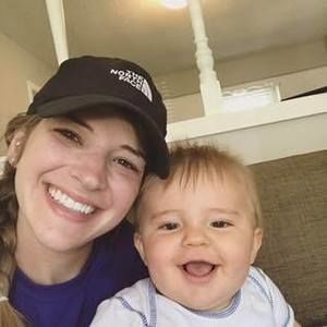 Meet your Posher, Courtney