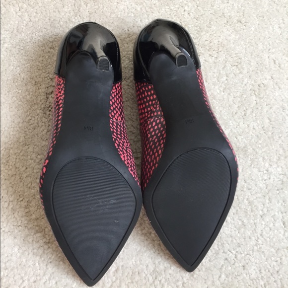 Hot Pink/Orange and Black Guess 4" Heels - Picture 4 of 4