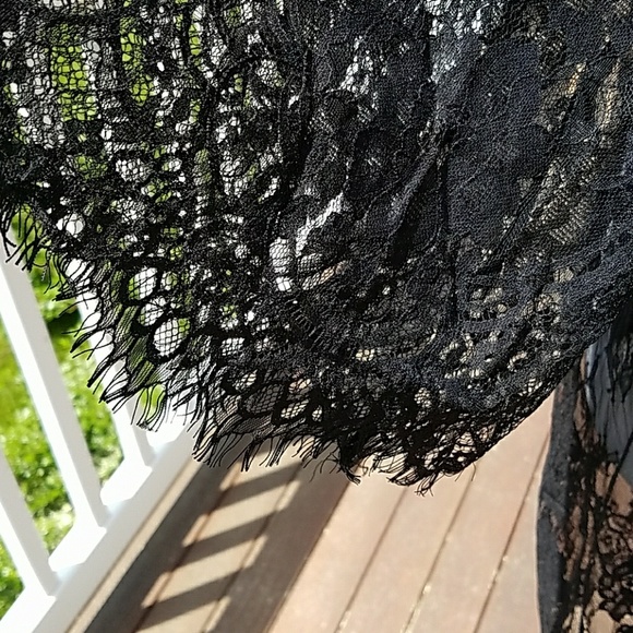 🏝EOS SALE⛱Lace Cold Shoulder Dress/Coverup - Picture 6 of 7