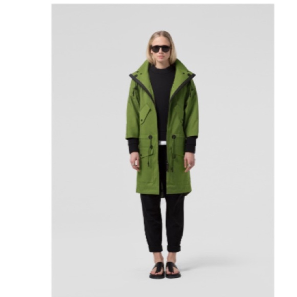 The Arrivals Welded Explorer Rain Jacket