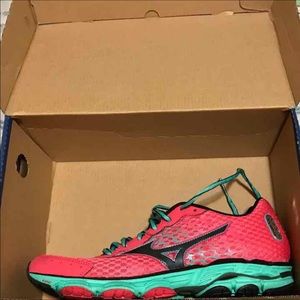 Mizuno Wave Inspire Women's Shoe Sz11