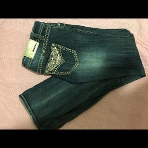 28 Grace jeans