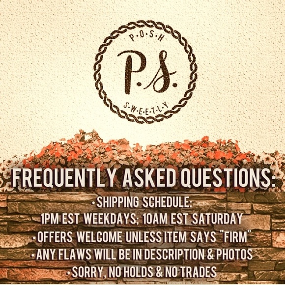 Final Price Drop! #POSHBOSS Soft V-neck T-shirt - Picture 6 of 6