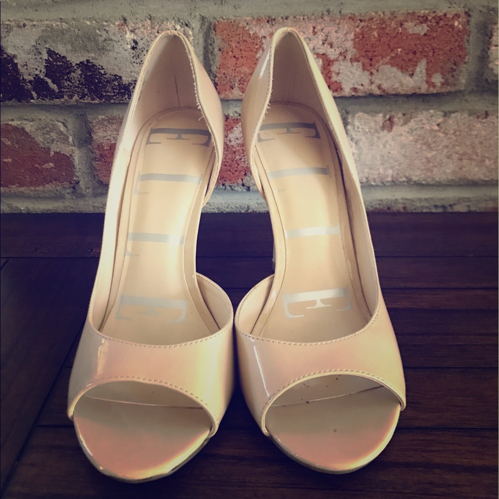 Elle women's heels - Tan size 8