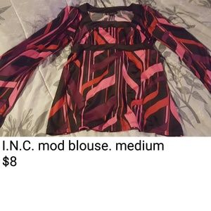 Blouse with flair sleeves