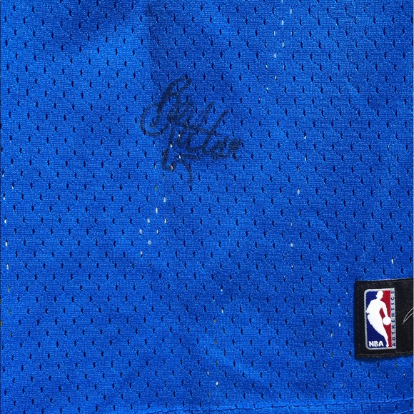 SIGNED ORLANDO MAGIC JERSEY - Picture 2 of 3