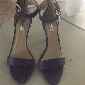 Blue high heel size 9