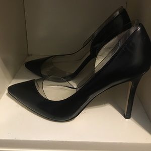 BCBG generation tricky heel