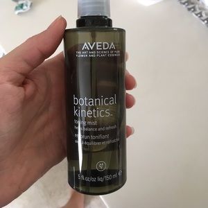 Aveda toning mist