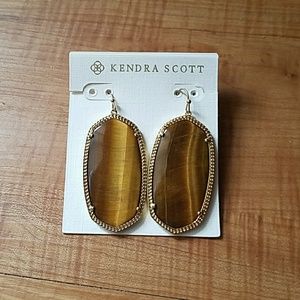 Kendra Scott Danielle earrings