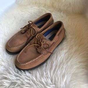 Classic Sperry boat shoe