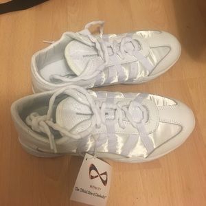 Nfinity Evolution Cheerleading Shoes