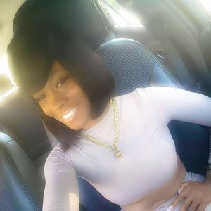 Meet your Posher, Brittney