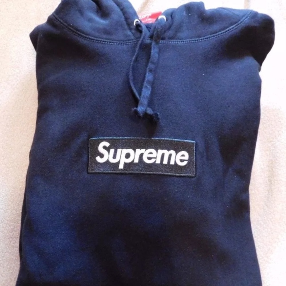 Authenic supreme hoodie