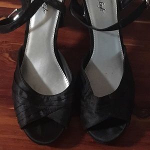 American Eagle Satin Heels