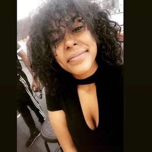 Meet your Posher, Kamile