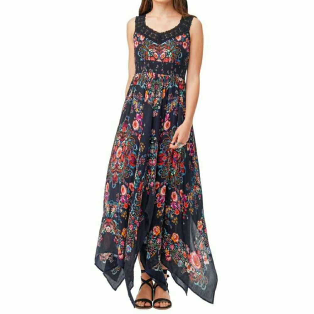 Handkerchief Hem Maxi Dress