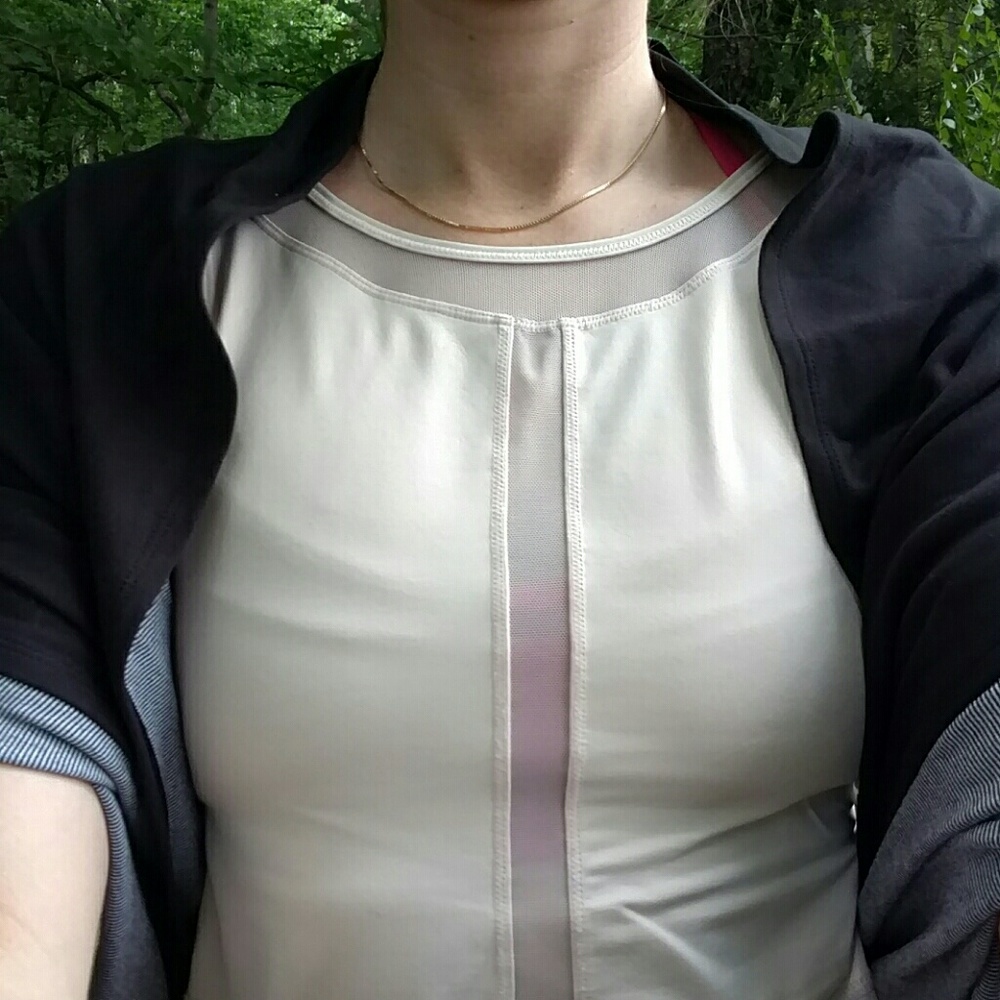 Lululemon RARE Two-Sided Vinyasa Infinity Scarf - Picture 4 of 4