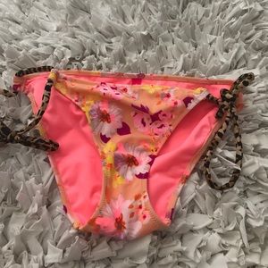 NWOT Victoria's Secret floral cheetah swim bottom