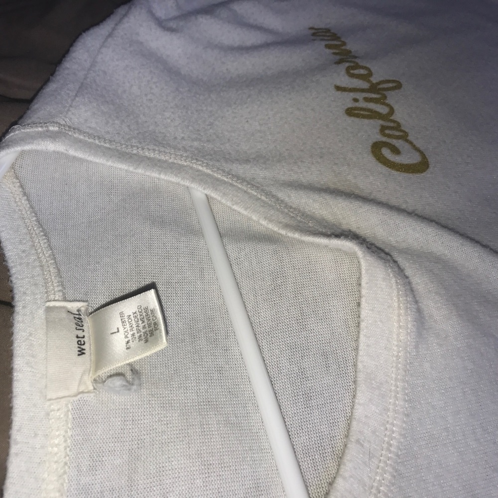 California Sweater - Picture 3 of 4