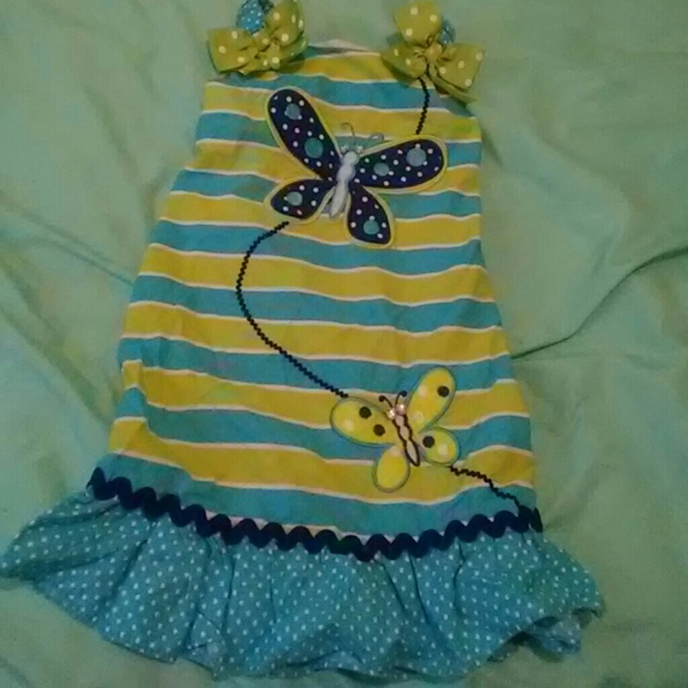 Girl dress size 5