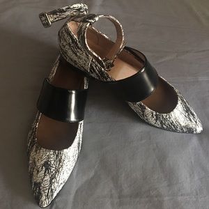 EUC Jeffrey Campbell UO Walsh Mary Jane Flats