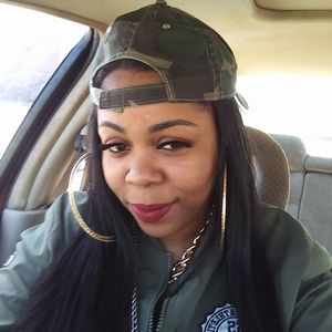 Meet your Posher, Loretta