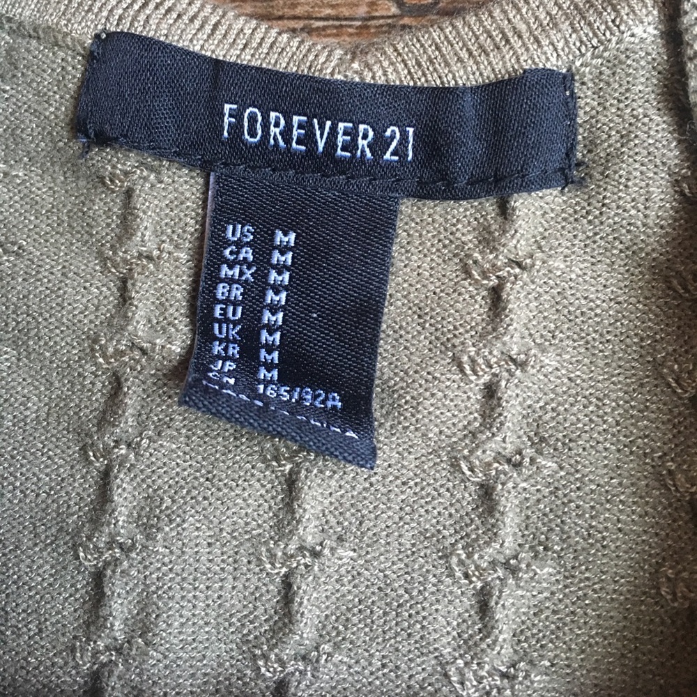 F21 crop top - Picture 3 of 3