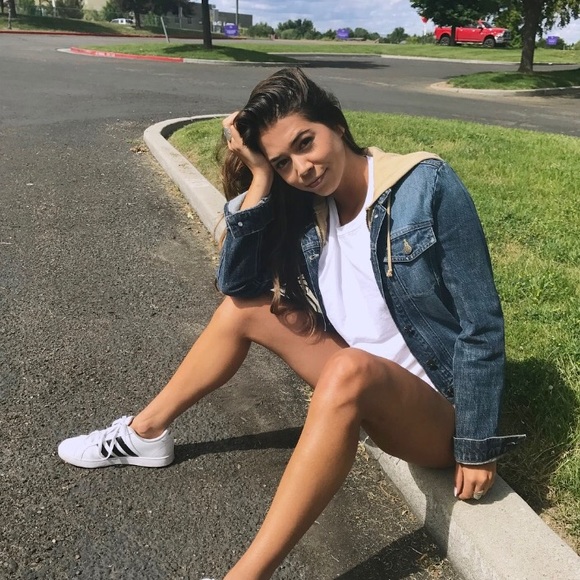 vintage hooded denim jacket - Picture 2 of 4