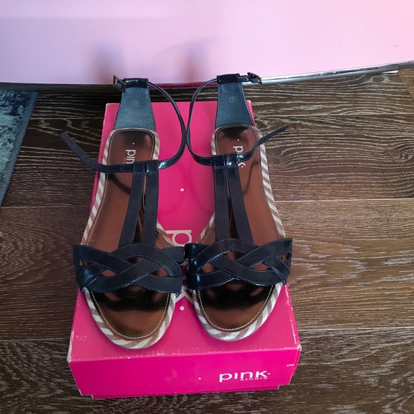 Navy blue strappy sandals. - Picture 1 of 2