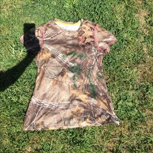 Real Tree Under Armour Shirt. Great Condition