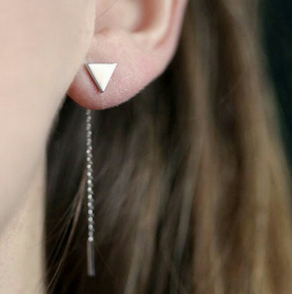 Super Cool Silver drop triangle earrings NWT - Picture 3 of 3
