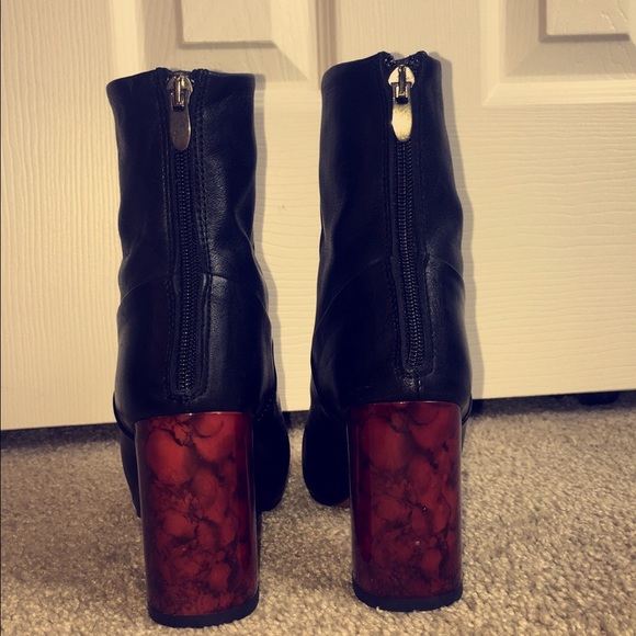 TOPSHOP Tortoise Shell' Bootie - Picture 4 of 5