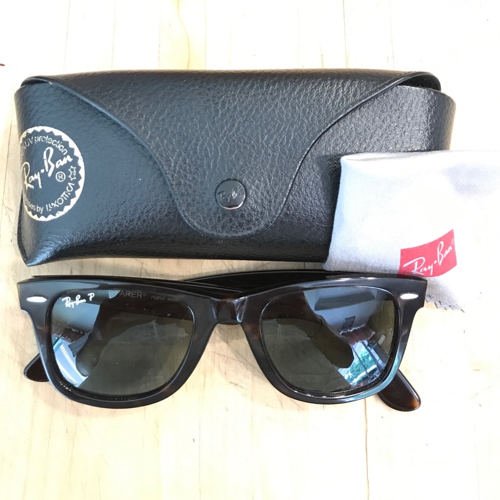 RAY BAN wayfarer polarized tortoise sunglasses