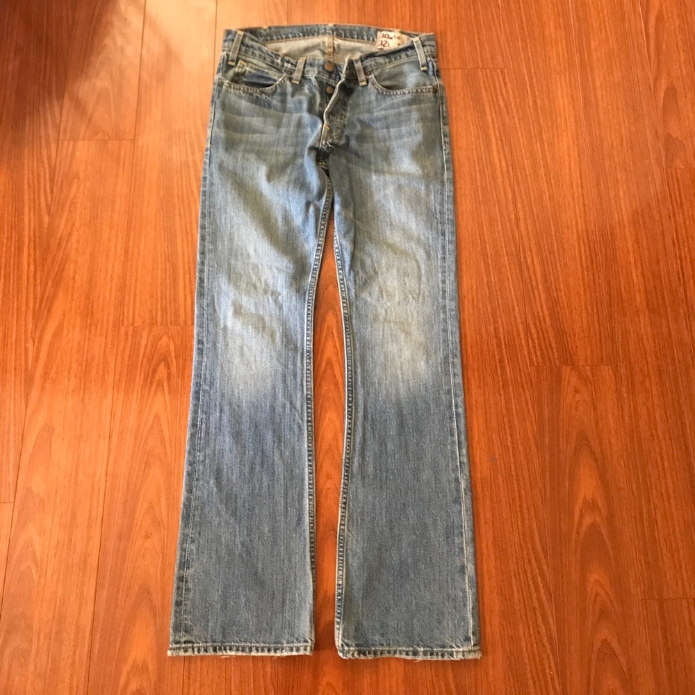 Guys Hollister Boot Jeans