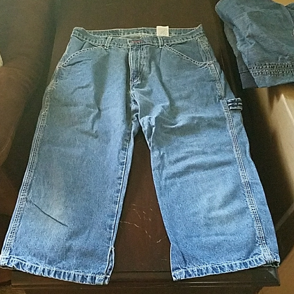 Ladies capri pants