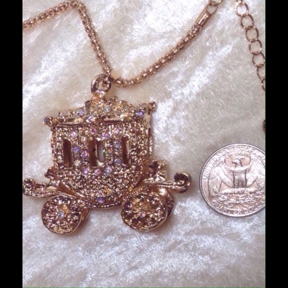 Cinderella's Carriage 🎉HP HOST PICK 30" Necklace - Picture 2 of 4