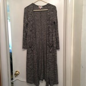 Lularoe Sarah size small !!