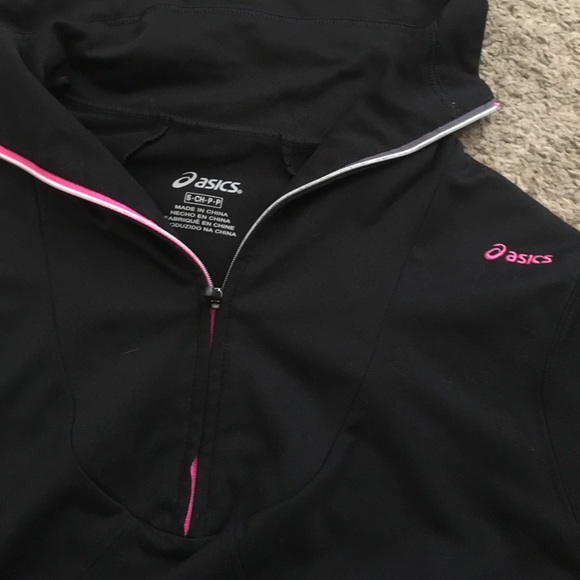 Women's Asics Running/Biking top!! - Picture 4 of 6