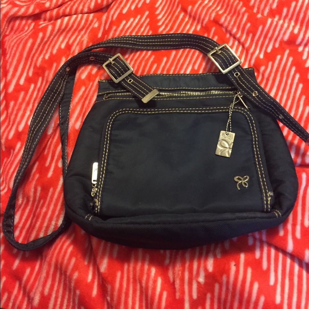 Super cute Lina crossbody purse