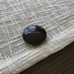 BECCA Pressed Skin Perfector