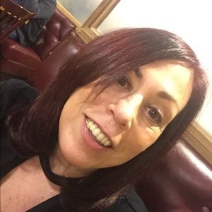 Meet your Posher, Carolyn