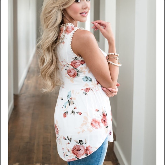 Ivory floral ruffle detail sleeveless tank top - Picture 2 of 5