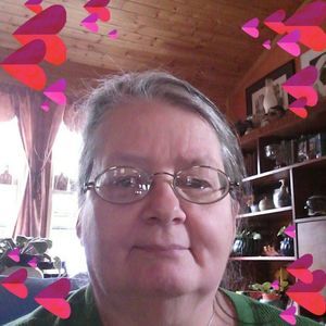 Meet your Posher, Lorna