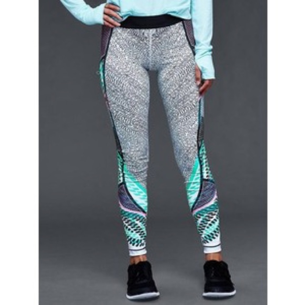 GapFit leggings