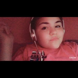 Meet your Posher, Stormie