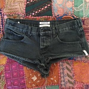 One teaspoon black short shorts