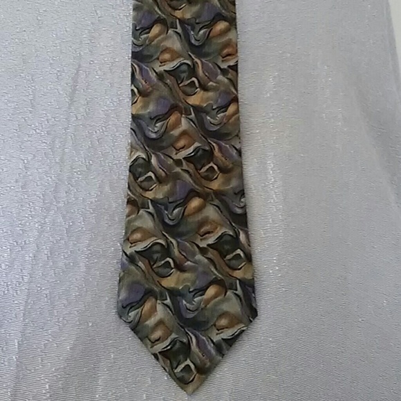 "BEER"as seen under the microscope design mens tie - Picture 1 of 3