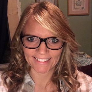 Meet your Posher, Lindsey
